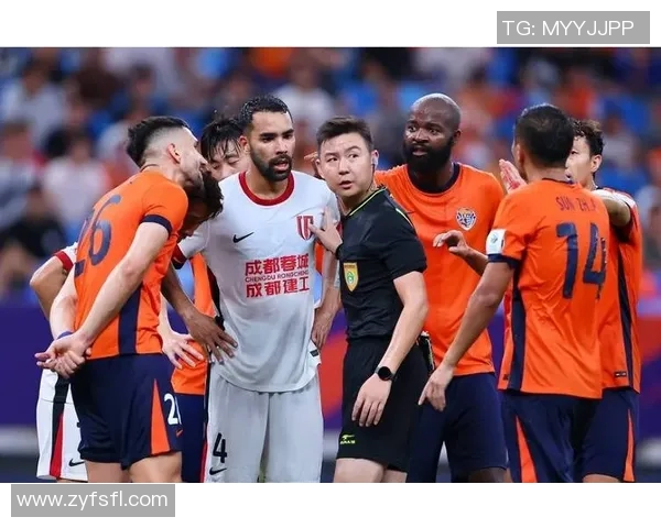 五大联赛球队因违规行为遭重罚及球员停赛处罚引发广泛关注